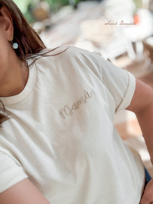 T-shirt con bordado 3D para mamá