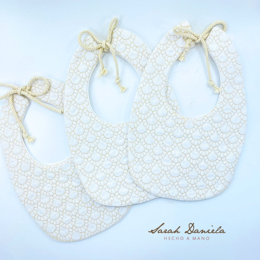 Babero Acolchado en Lino - Blanco Hueso con Beige (1 Unidad)